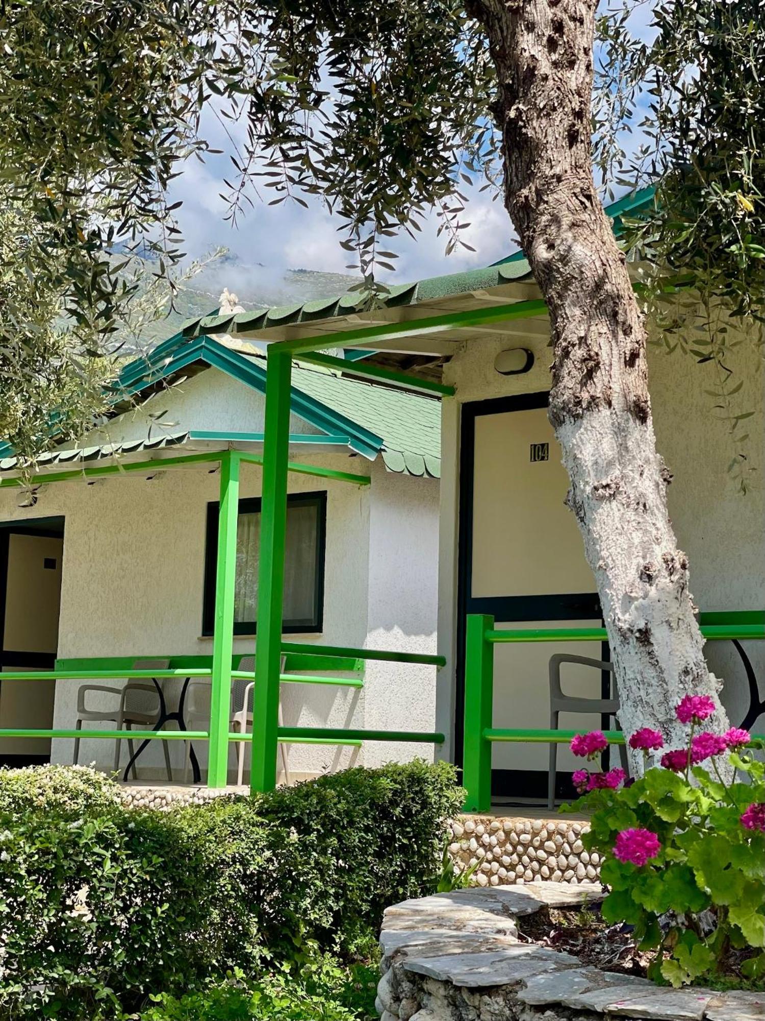 Chalet Ambel Dhermi Exterior photo