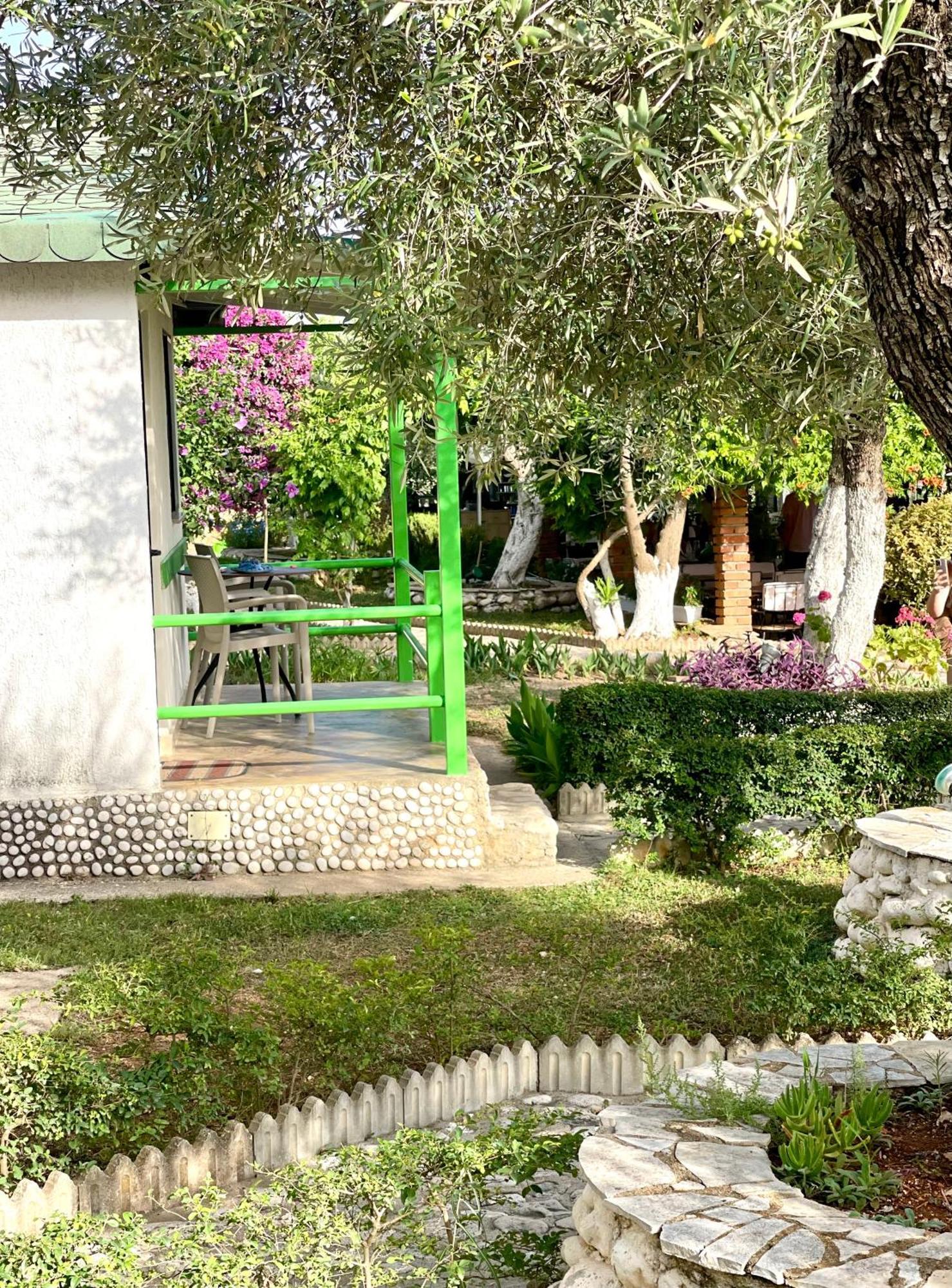Chalet Ambel Dhermi Exterior photo