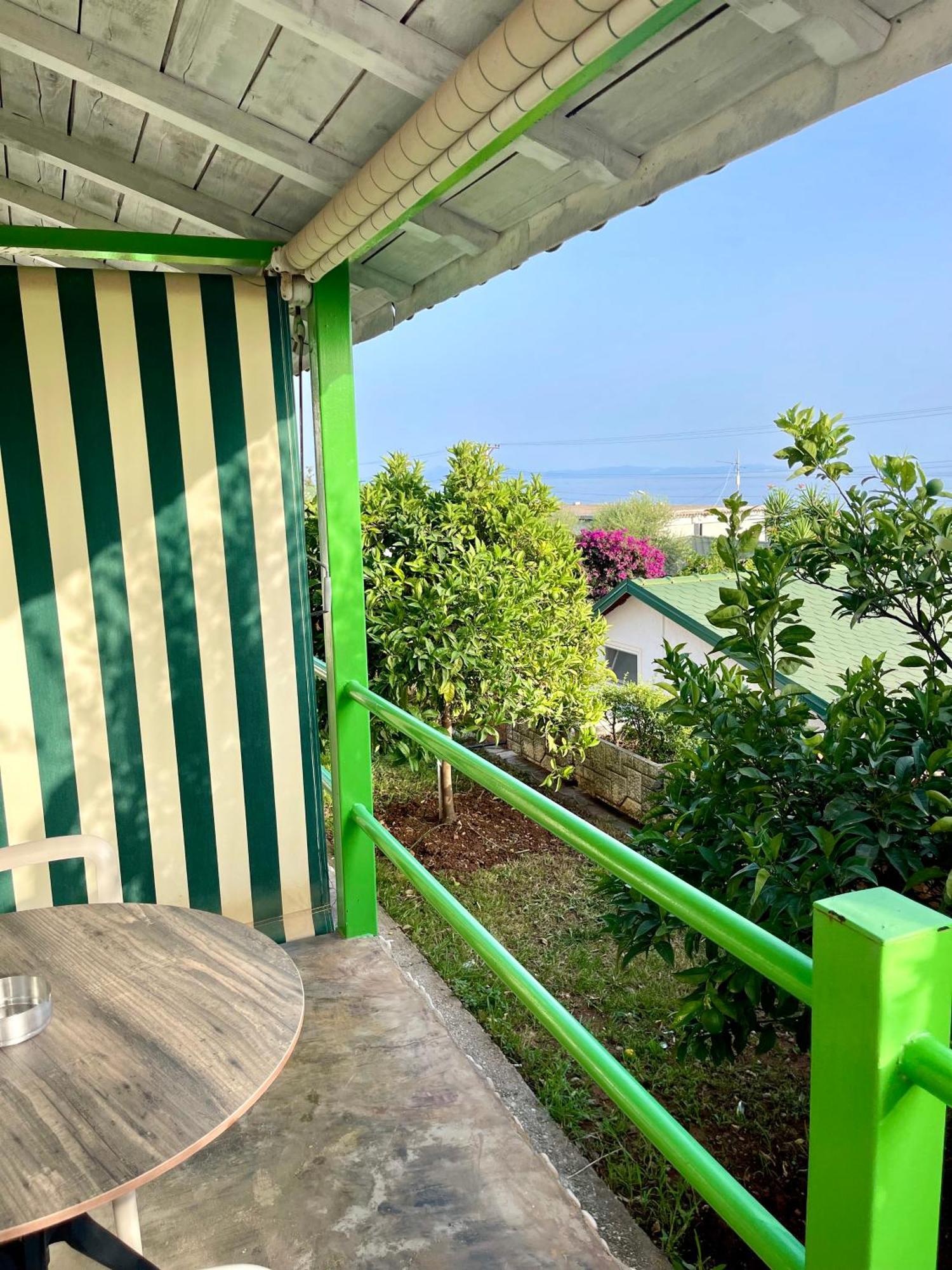 Chalet Ambel Dhermi Exterior photo