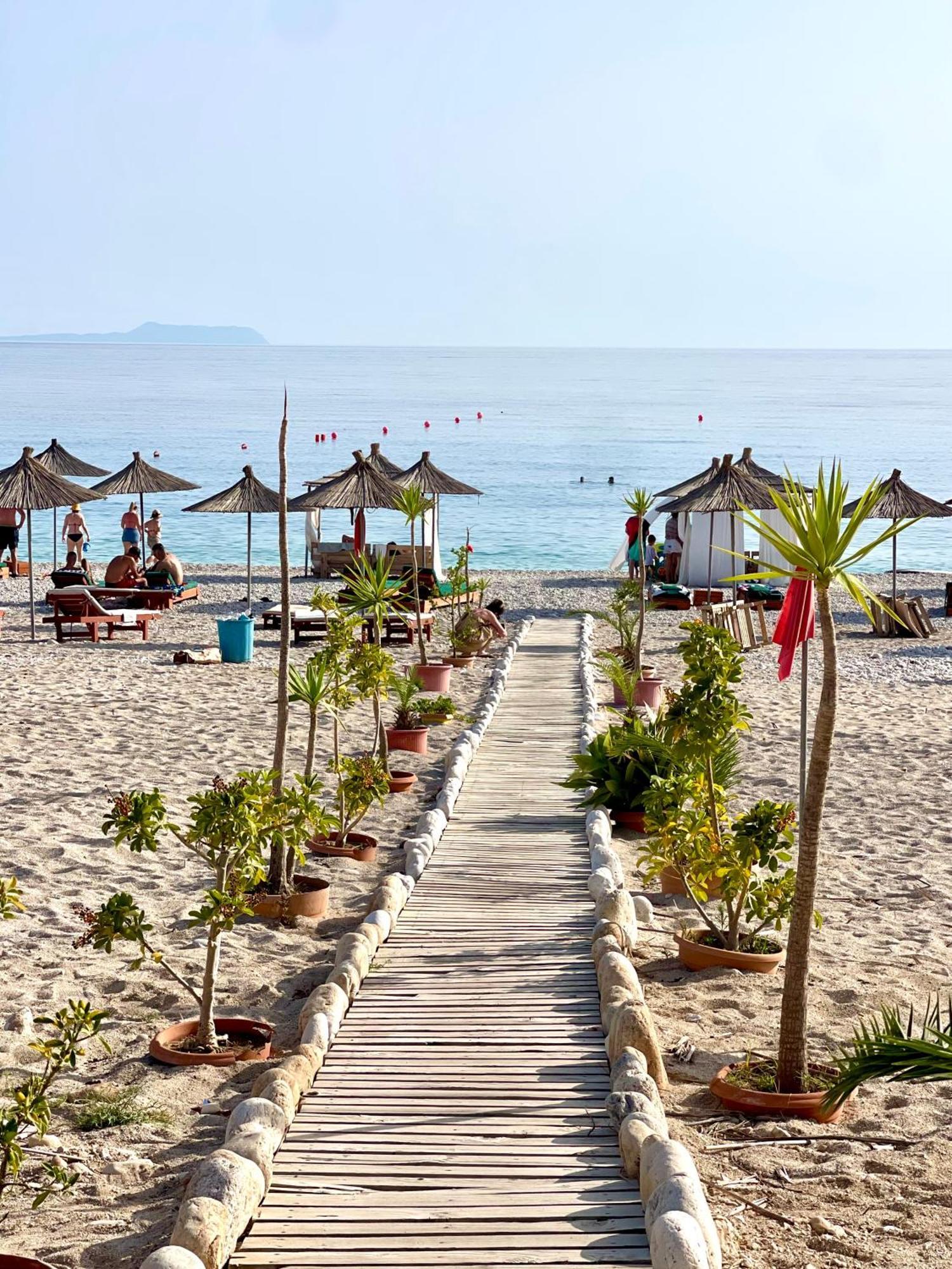 Chalet Ambel Dhermi Exterior photo