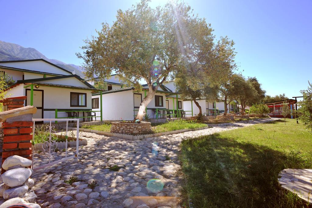 Chalet Ambel Dhermi Exterior photo